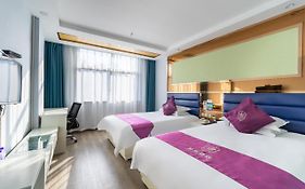Rongle Business Hotel